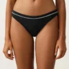 Klassische Bikinis mit Paspelierung Klassische Bikinis mit Paspelierung