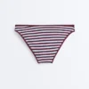 Klassische Bikinis-Slips aus strukturiertem Streifenstoff Klassische Bikinis-Slips aus strukturiertem Streifenstoff