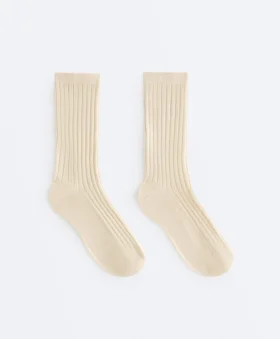 Klassische Socken aus Seidenmischung mit Rippenstruktur Klassische Socken aus Seidenmischung mit Rippenstruktur