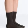 Klassische Socken aus Seidenmischung mit Rippenstruktur Klassische Socken aus Seidenmischung mit Rippenstruktur