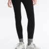 Klassische Socken aus Seidenmischung mit Rippenstruktur Klassische Socken aus Seidenmischung mit Rippenstruktur