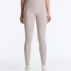 Kontrastfarbene, knöchellange Compressive Leggings mit hoher Taille Kontrastfarbene, knöchellange Compressive Leggings mit hoher Taille