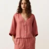 Kurzarm-Shorts aus 100 % Leinen Kurzarm-Shorts aus 100 % Leinen