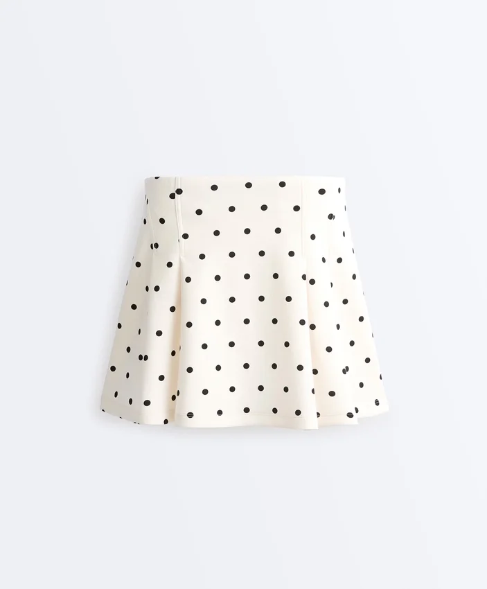 Kurzer Piqué-Rock mit Baumwoll-Polka-Dots Kurzer Piqué-Rock mit Baumwoll-Polka-Dots