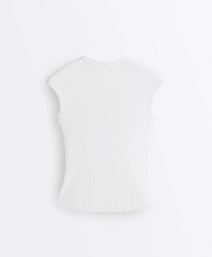 Kurzärmeliges Rippshirt aus Baumwolle und Modal Kurzärmeliges Rippshirt aus Baumwolle und Modal