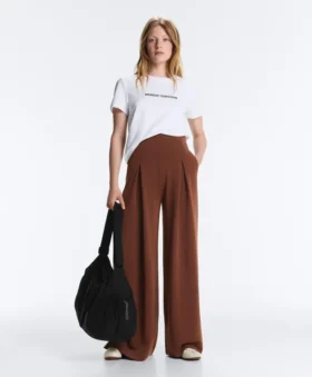 Lange Hose aus Soft Touch Modal mit Falten