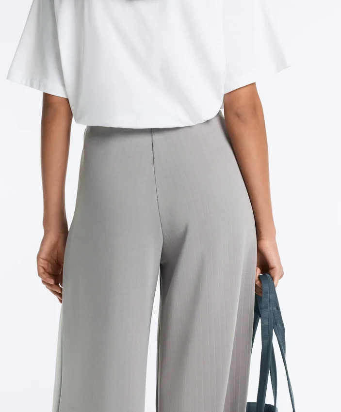 Lange Plissee-Hose mit Soft Touch-Modal Lange Plissee-Hose mit Soft Touch-Modal