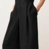 Langer Jumpsuit aus Baumwolle mit Kragen Langer Jumpsuit aus Baumwolle mit Kragen