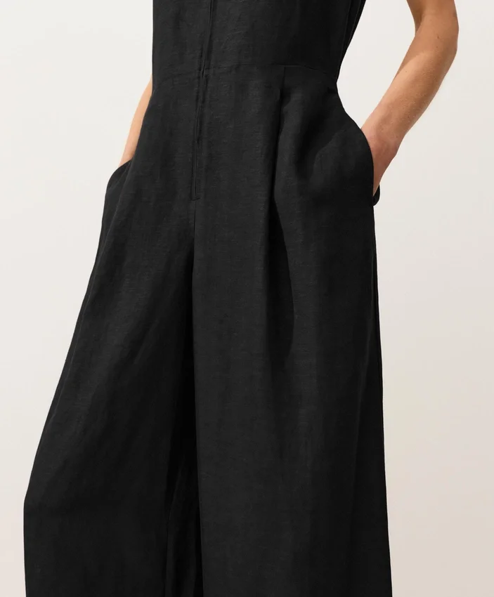 Langer Jumpsuit aus Baumwolle mit Kragen Langer Jumpsuit aus Baumwolle mit Kragen