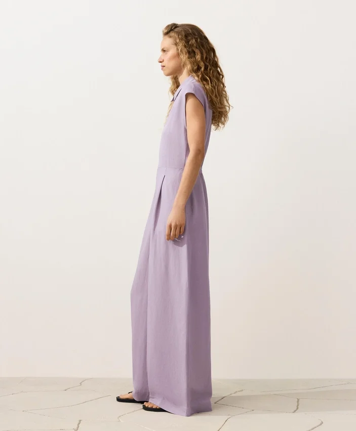 Langer Jumpsuit aus Baumwolle mit Kragen Langer Jumpsuit aus Baumwolle mit Kragen