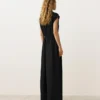 Langer Jumpsuit aus Baumwolle mit Kragen Langer Jumpsuit aus Baumwolle mit Kragen