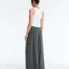 Light Touch-Hose mit weitem Bein und Abnähern Light Touch-Hose mit weitem Bein und Abnähern