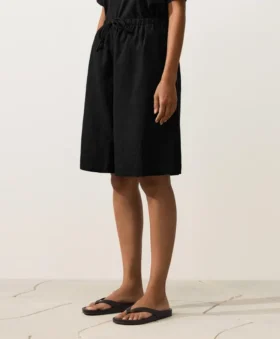 Midi-Bermudashorts aus 100 % Leinen Midi-Bermudashorts aus 100 % Leinen