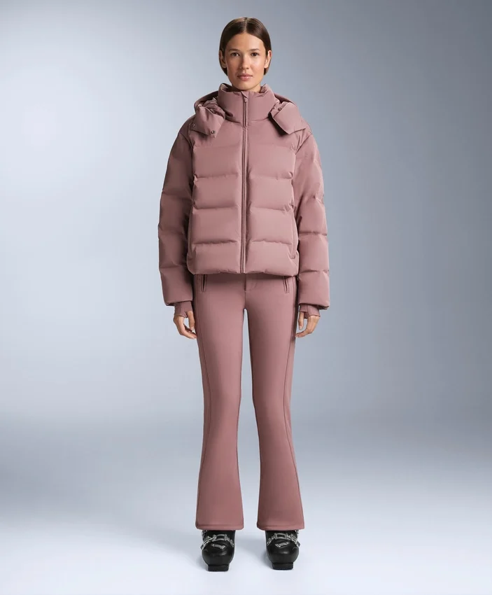 Wasserabweisende Stretch-Skihose mit ausgestelltem Bein Wasserabweisende Stretch-Skihose mit ausgestelltem Bein