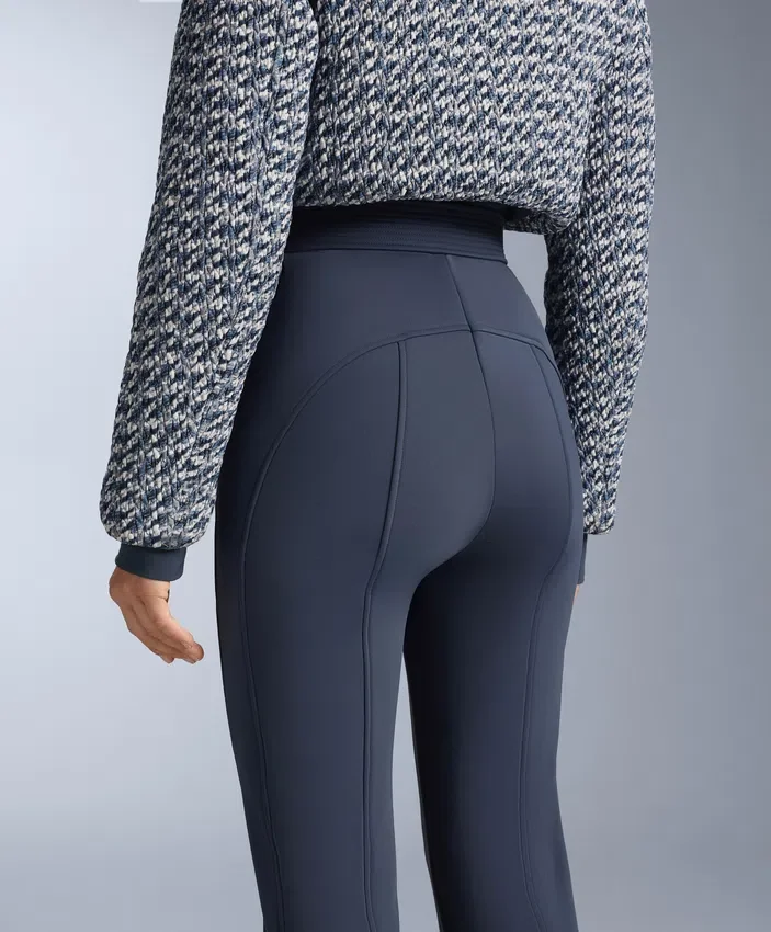 Minardi Piume Ski wasserabweisender, gefütterter Jumpsuit mit 80 % Daunen und 20 % Federn Minardi Piume Ski wasserabweisender, gefütterter Jumpsuit mit 80 % Daunen und 20 % Federn