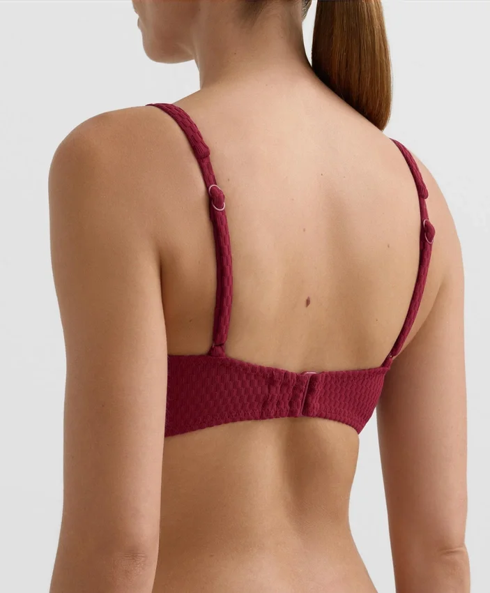 Mini-Karomuster-Jacquard-Halter-Bikinioberteil Mini-Karomuster-Jacquard-Halter-Bikinioberteil