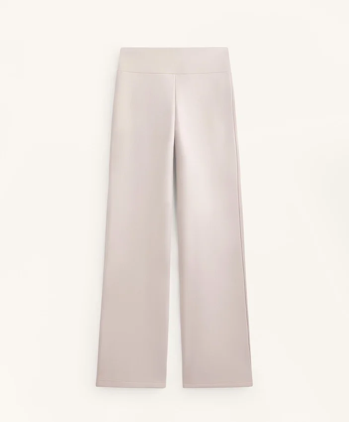 Nahtlose Bootcut-Hose mit hoher Taille und besonders warmer Isolierung Nahtlose Bootcut-Hose mit hoher Taille und besonders warmer Isolierung
