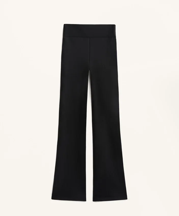 Nahtlose Bootcut-Hose mit hoher Taille und besonders warmer Isolierung Nahtlose Bootcut-Hose mit hoher Taille und besonders warmer Isolierung