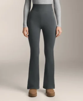 Nahtlose, extra warme Flare-Hose mit superhoher Taille