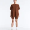 Oversize-T-Shirt aus Baumwollmischung mit kurzen Ärmeln Oversize-T-Shirt aus Baumwollmischung mit kurzen Ärmeln