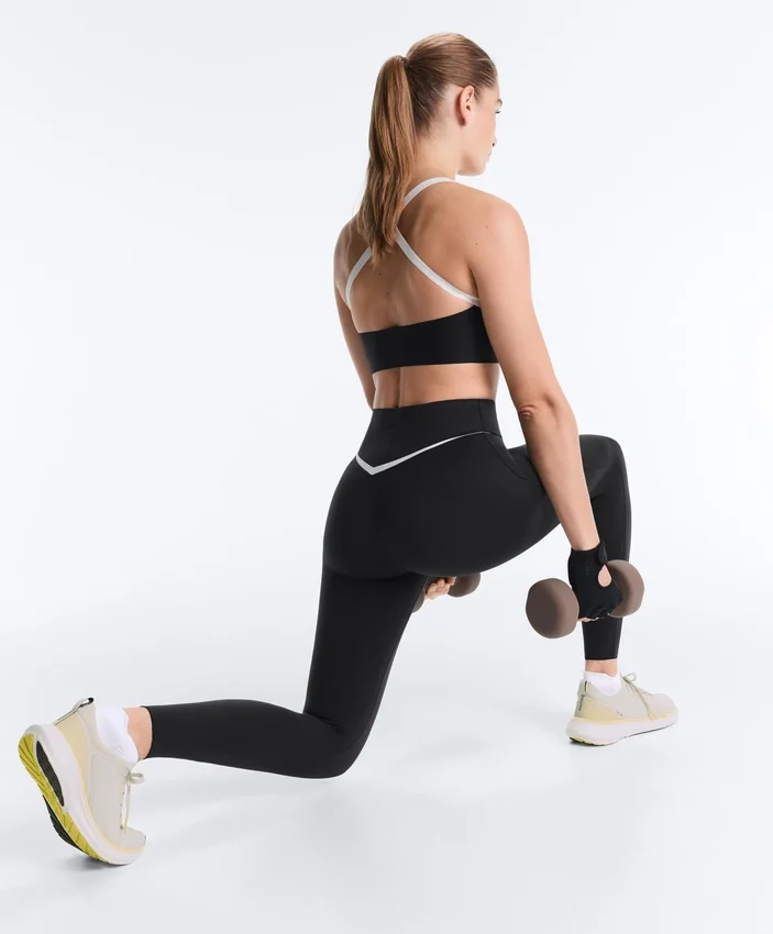 Perfect-Adapt Leggings mit hoher Taille und Knöchellänge sowie kontrastierenden Details Perfect-Adapt Leggings mit hoher Taille und Knöchellänge sowie kontrastierenden Details