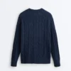 Pullover aus 100 % Baumwolle mit Zopfmuster und V-Ausschnitt