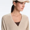 Pullover aus gekreuztem Rippenstrick Pullover aus gekreuztem Rippenstrick