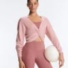 Pullover aus Zopfstrick Pullover aus Zopfstrick