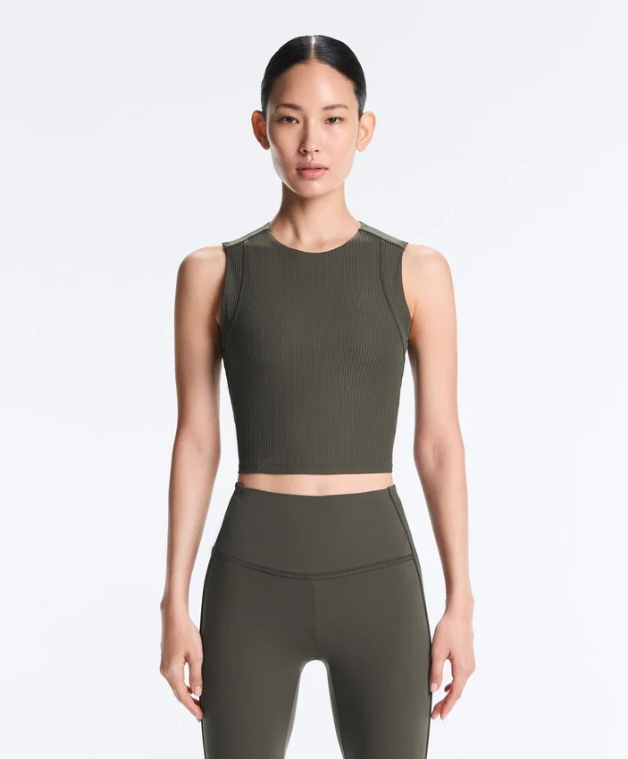 Ärmelloses Comfortlux-Tops mit Rippstrick Ärmelloses Comfortlux-Tops mit Rippstrick