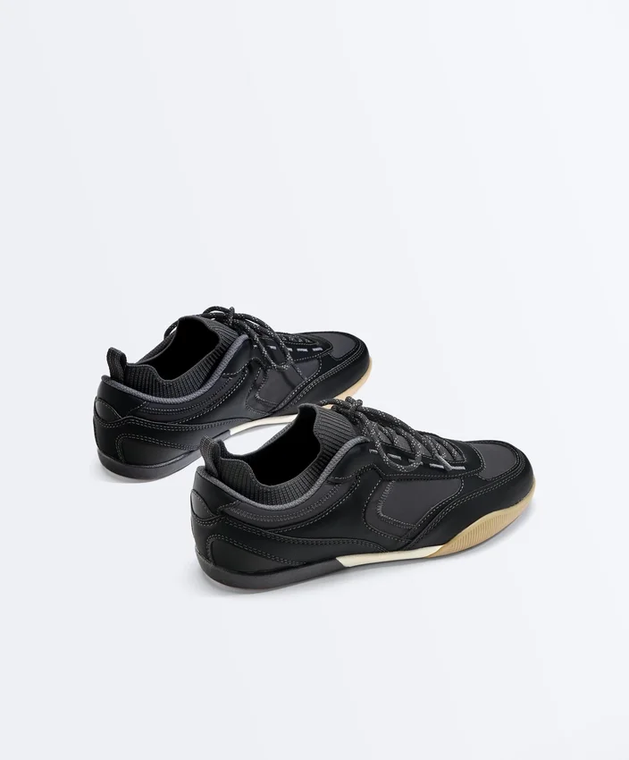 Sneaker im Sockenstil Sneaker im Sockenstil