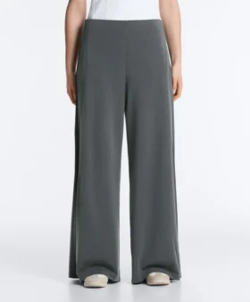 Soft Touch-Hose mit weitem Bein, Seitenfalten und Modal