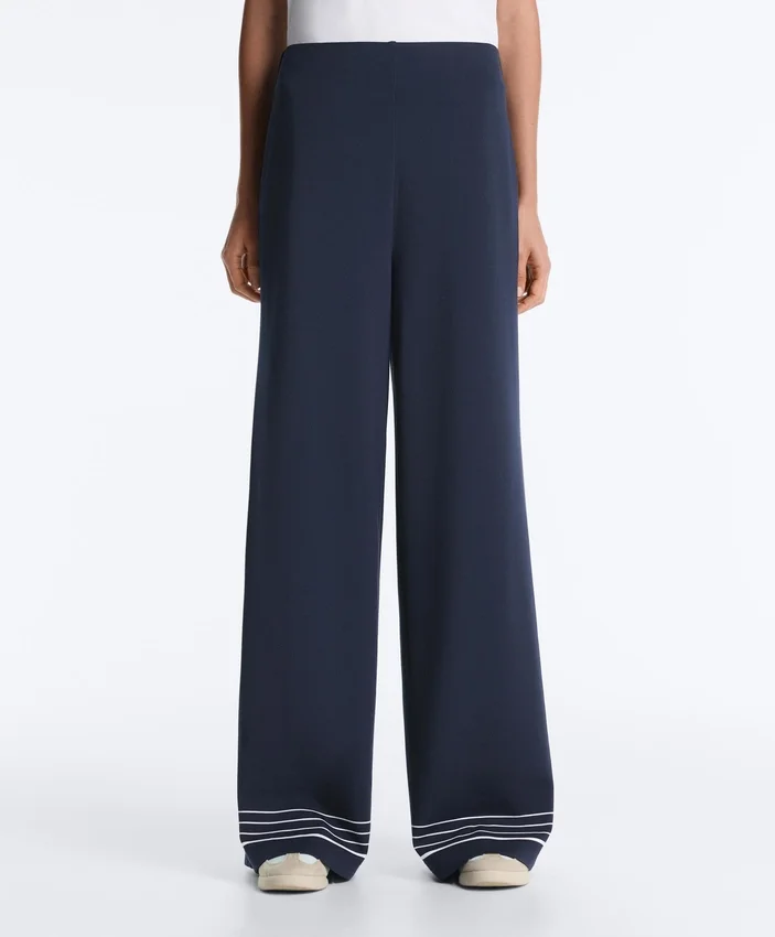 Soft Touch-Modal-Hose mit Matrosenstreifen Soft Touch-Modal-Hose mit Matrosenstreifen
