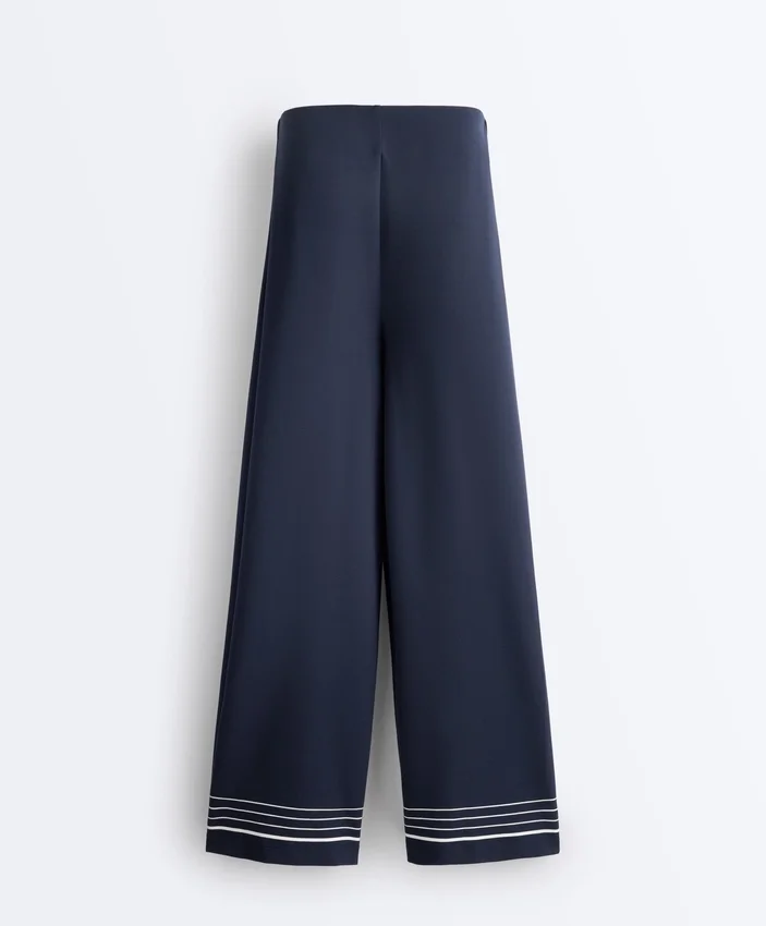 Soft Touch-Modal-Hose mit Matrosenstreifen Soft Touch-Modal-Hose mit Matrosenstreifen