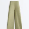 Soft Touch-Nadelstreifen-Hose mit weitem Bein und hoher Taille Soft Touch-Nadelstreifen-Hose mit weitem Bein und hoher Taille