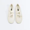 Sportliche flache Schuhe aus Nylon Sportliche flache Schuhe aus Nylon