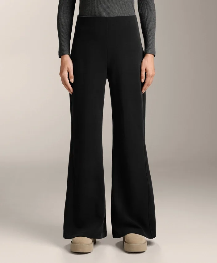 Super-High-Rise-Flare-Hose aus gebürstetem Modal Super-High-Rise-Flare-Hose aus gebürstetem Modal
