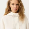 Sweatshirt mit halbem Reissverschluss, Fronttasche, aus einer Mischung aus Lyocell und 24 % Leinen Sweatshirt mit halbem Reissverschluss, Fronttasche, aus einer Mischung aus Lyocell und 24 % Leinen