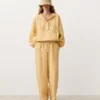 Sweatshirt mit halbem Reissverschluss, Fronttasche, aus einer Mischung aus Lyocell und 24 % Leinen Sweatshirt mit halbem Reissverschluss, Fronttasche, aus einer Mischung aus Lyocell und 24 % Leinen
