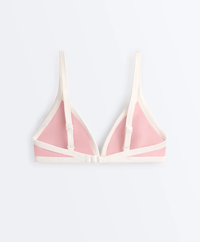 Triangel-Bikinioberteil mit Kontrastbesatz Triangel-Bikinioberteil mit Kontrastbesatz