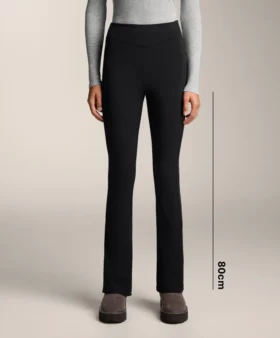 Warme Flare-Hose mit hoher Leibhöhe und Taschen