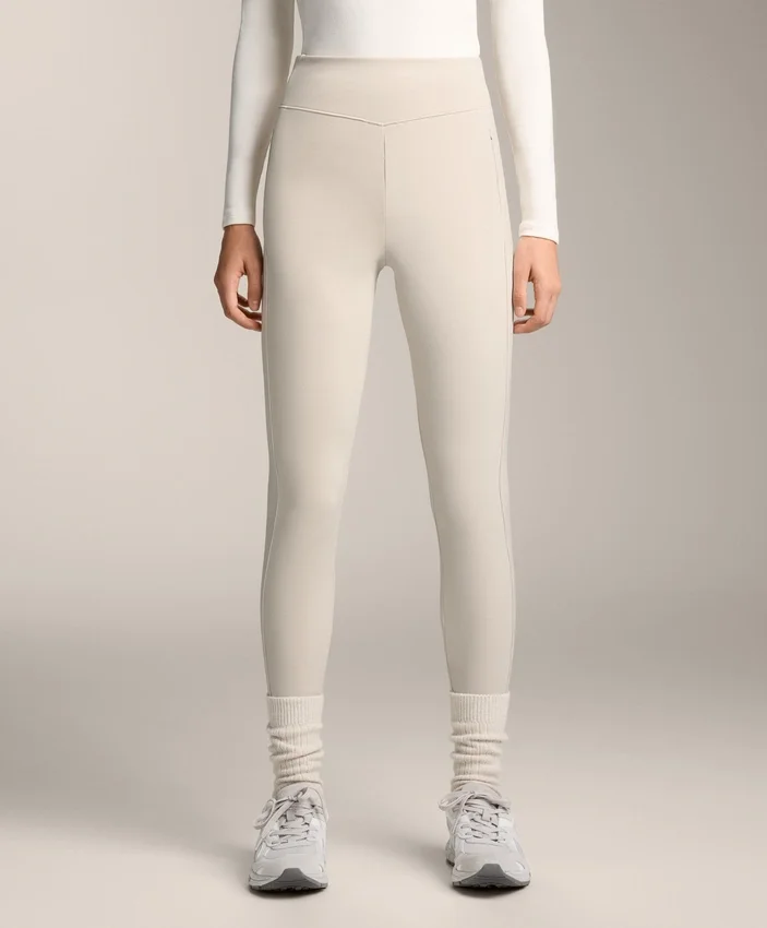 Warme, hoch geschnittene, knöchellange Leggings mit Taschen, 70 cm Warme, hoch geschnittene, knöchellange Leggings mit Taschen, 70 cm