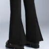 Wasserabweisende, durchgehende, ausgestellte Stretch-Skihose Wasserabweisende, durchgehende, ausgestellte Stretch-Skihose
