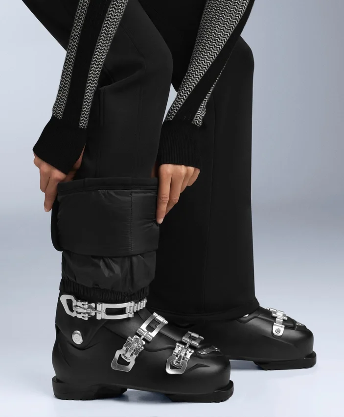 Wasserabweisende, durchgehende, ausgestellte Stretch-Skihose Wasserabweisende, durchgehende, ausgestellte Stretch-Skihose