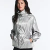 Wasserabweisende Jacke mit Metallic-Effekt Wasserabweisende Jacke mit Metallic-Effekt