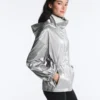 Wasserabweisende Jacke mit Metallic-Effekt Wasserabweisende Jacke mit Metallic-Effekt