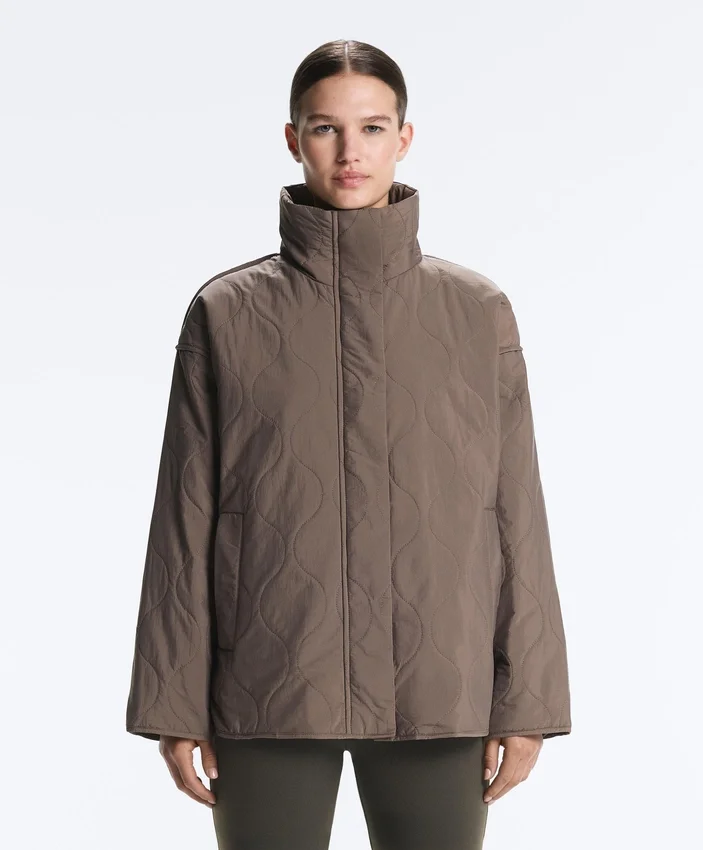 Wasserabweisende, mit Fellex® Aerogel gefütterte Jacke Wasserabweisende, mit Fellex® Aerogel gefütterte Jacke