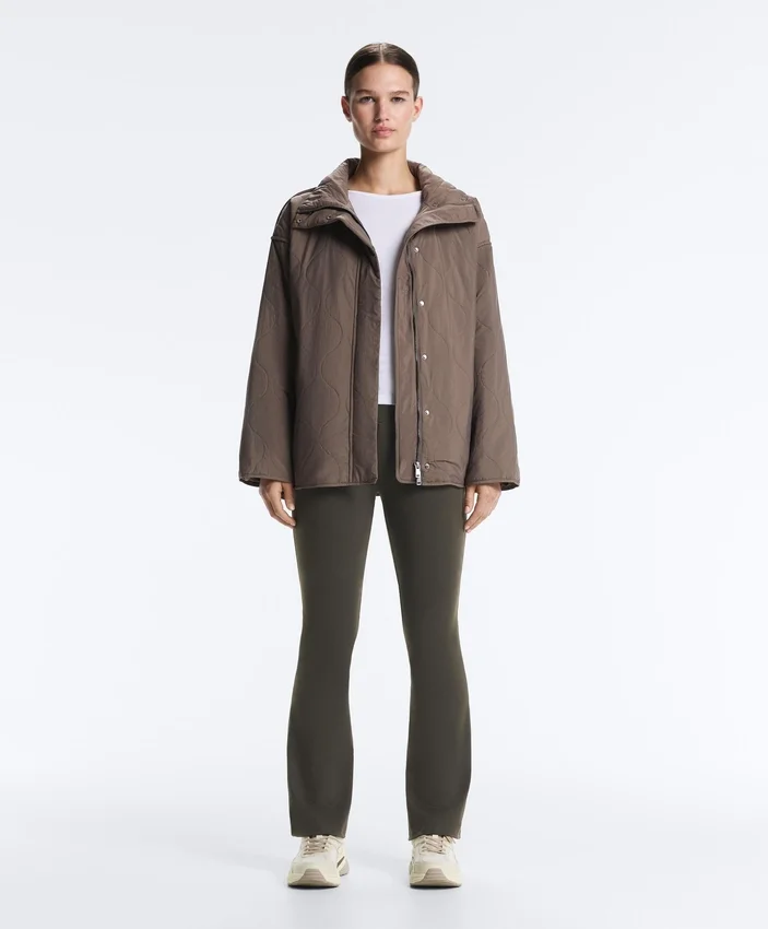 Wasserabweisende, mit Fellex® Aerogel gefütterte Jacke Wasserabweisende, mit Fellex® Aerogel gefütterte Jacke