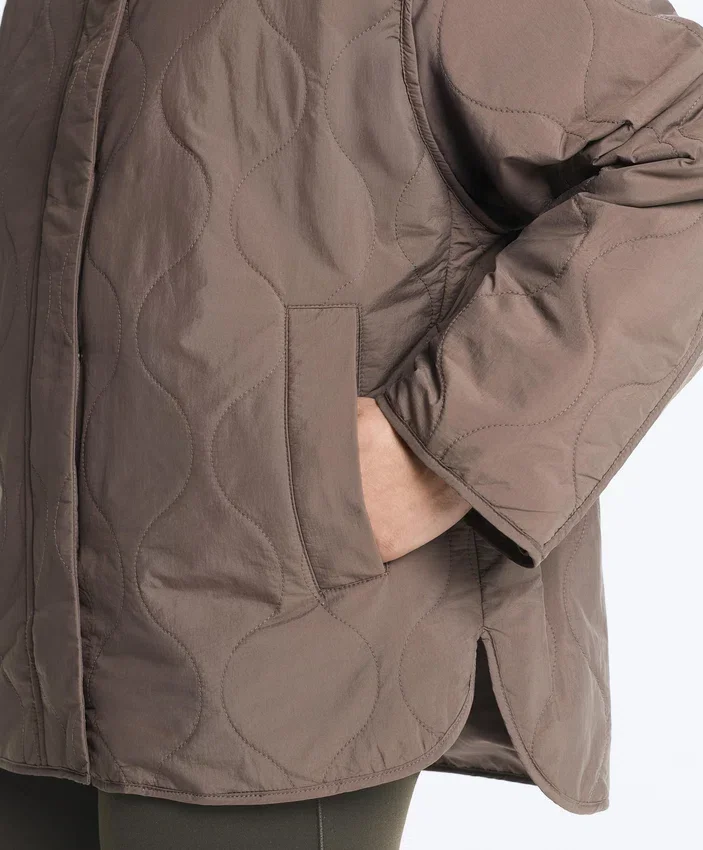Wasserabweisende, mit Fellex® Aerogel gefütterte Jacke Wasserabweisende, mit Fellex® Aerogel gefütterte Jacke