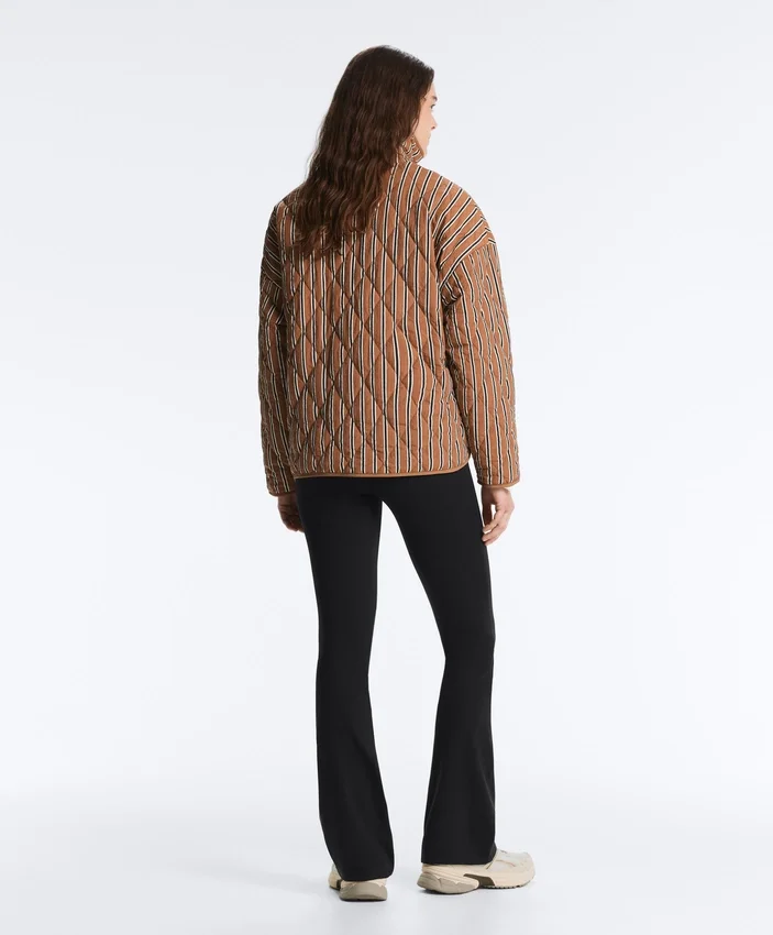 Wasserabweisende, mit Fellex® Aerogel gefütterte Jacke Wasserabweisende, mit Fellex® Aerogel gefütterte Jacke