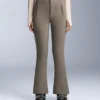 Wasserabweisende Stretch-Skihose mit ausgestelltem Bein Wasserabweisende Stretch-Skihose mit ausgestelltem Bein
